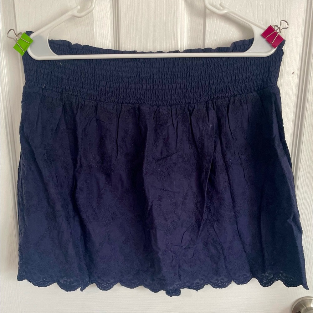 Gap navy blue mini skirt in a size medium